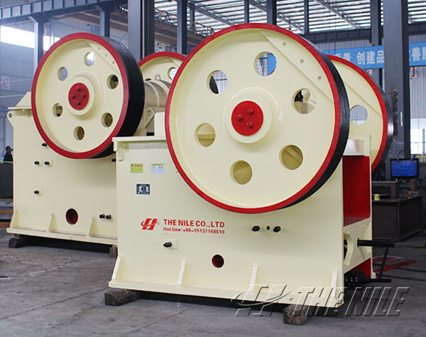 Why so many customers choose jaw crusher to crush mine stone？
